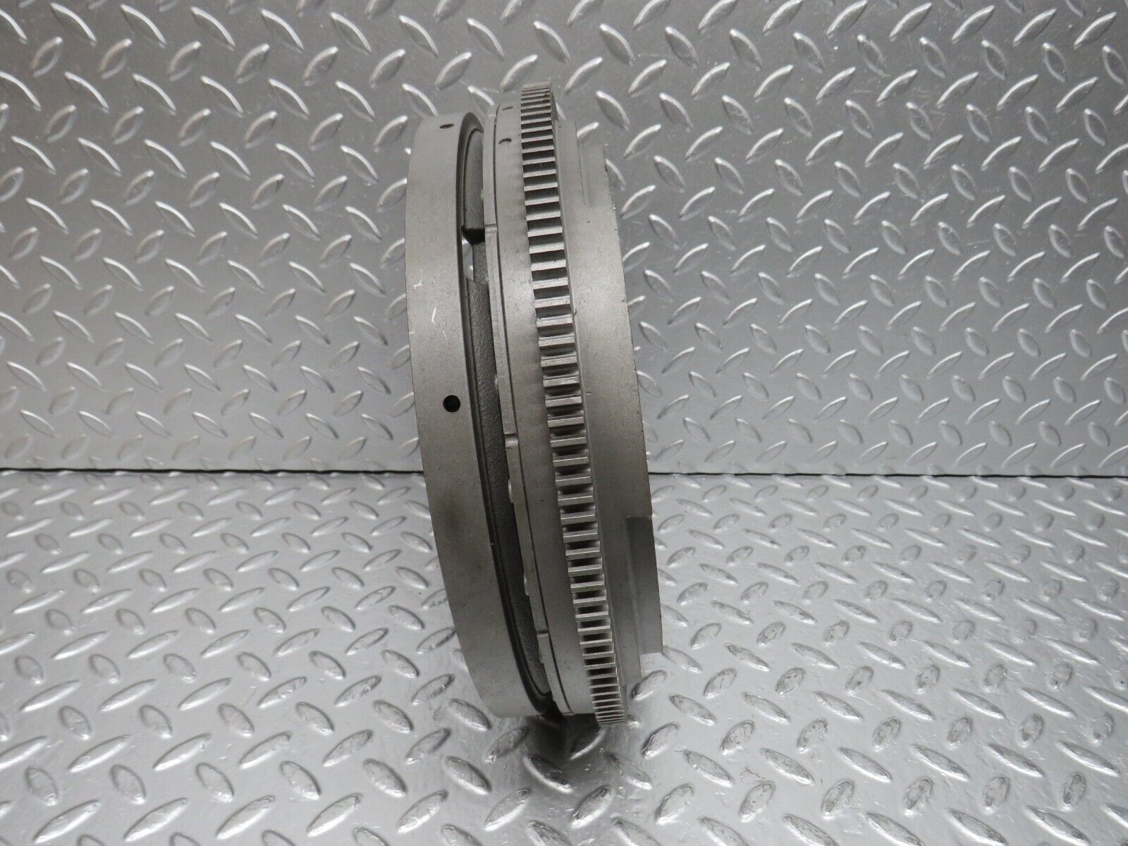 31504 Mercedes-Benz S124 220TE Wagon Flywheel Starter Ring Manual Gearbox Luk