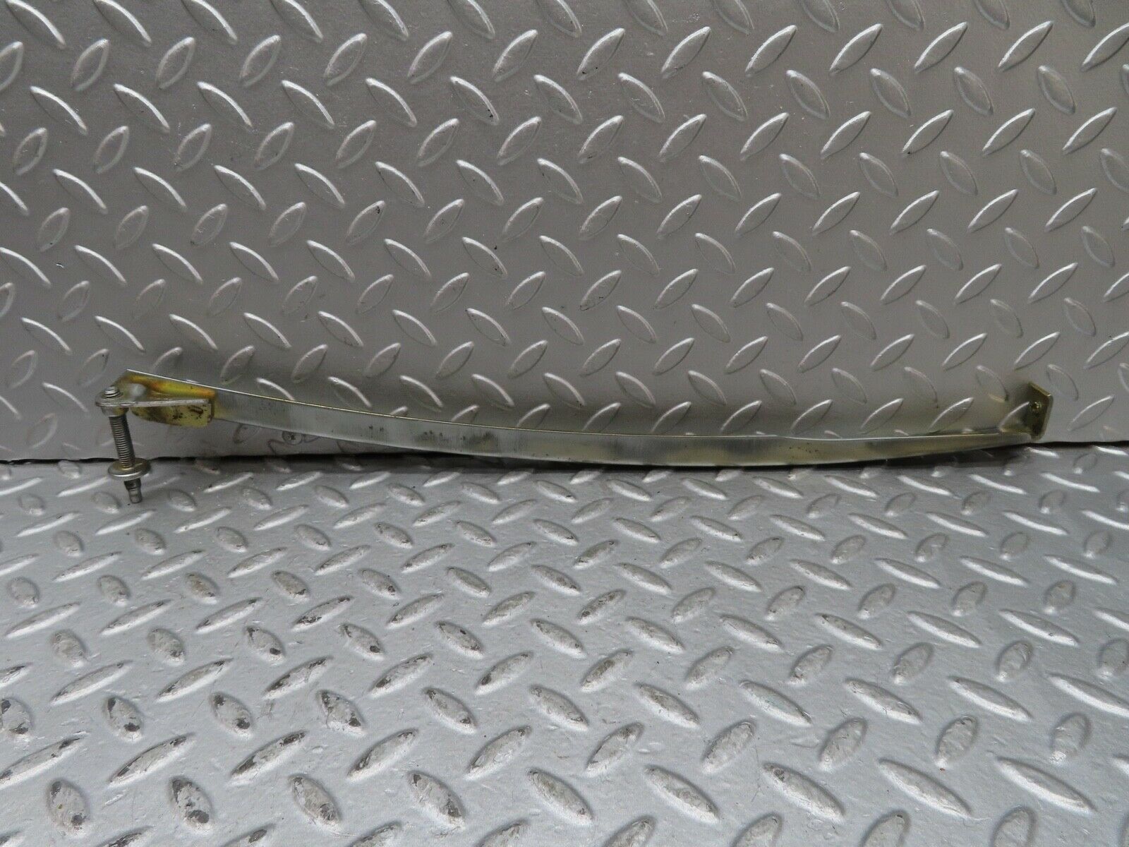 17158 Mercedes-Benz R129 300SL Coupe Right Door Rear Window Channel