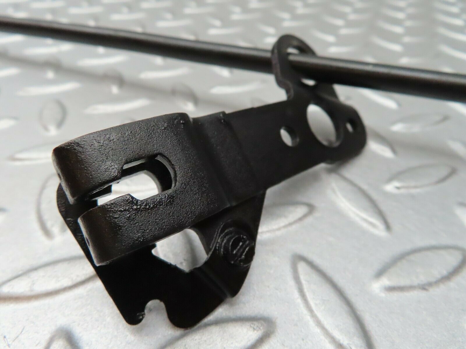 4504 Mercedes-Benz W123 230E Automatic Gear Shift Linkage