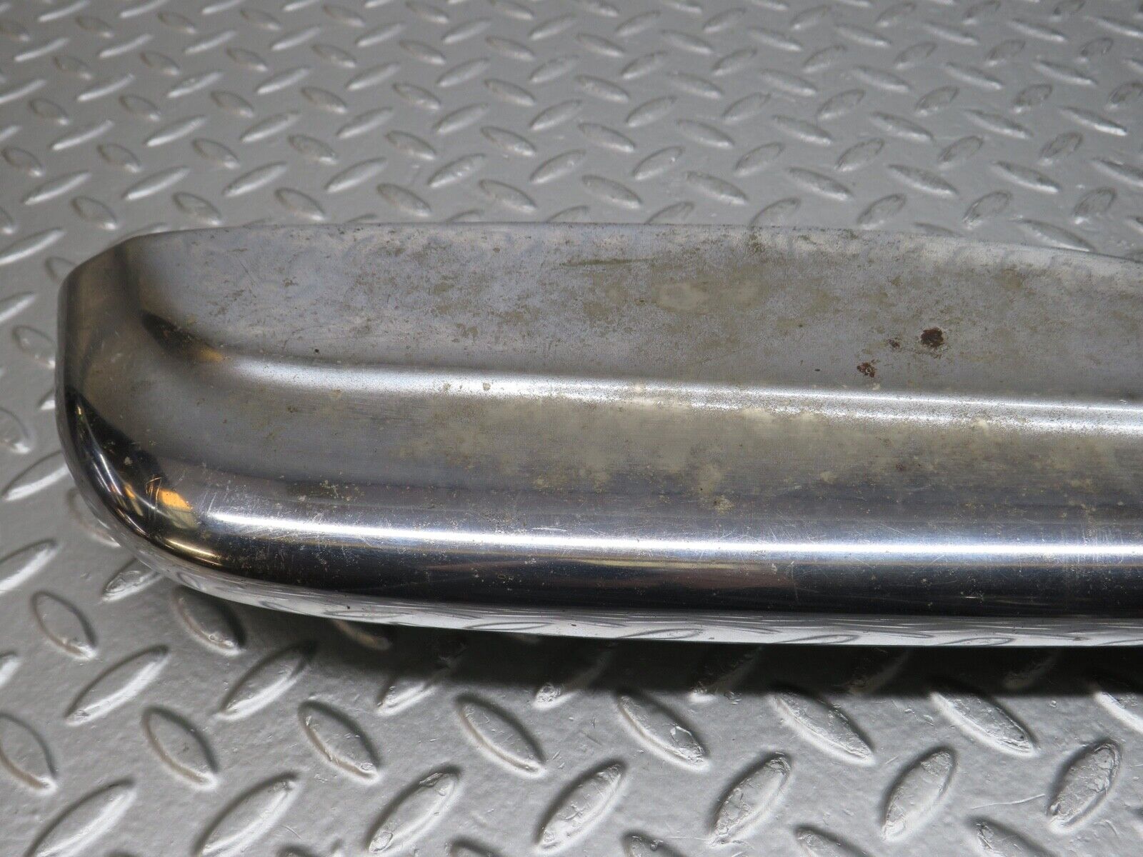 0406 Mercedes-Benz W108 280SE Front Upper Bumper Left