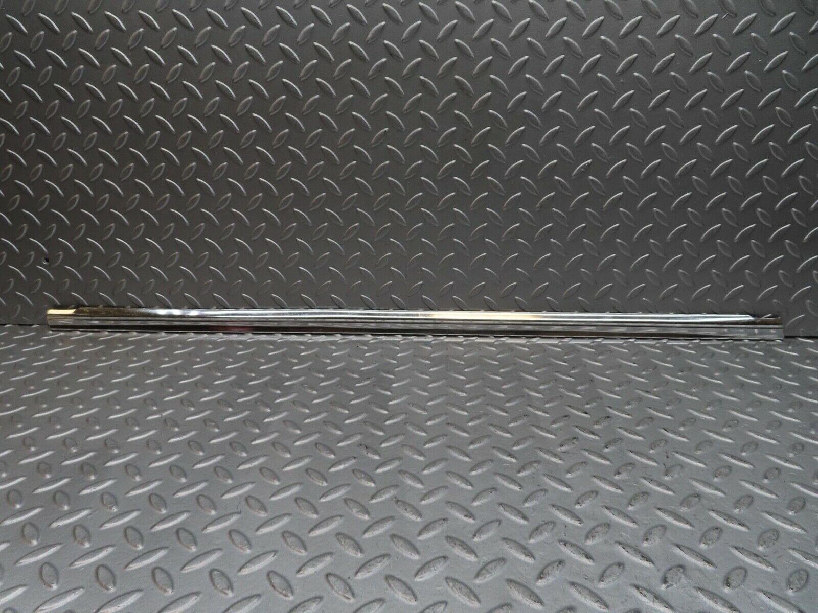 12356 Mercedes-Benz W108 280SE 3.5 Rear Left Door Chrome Moulding Trim