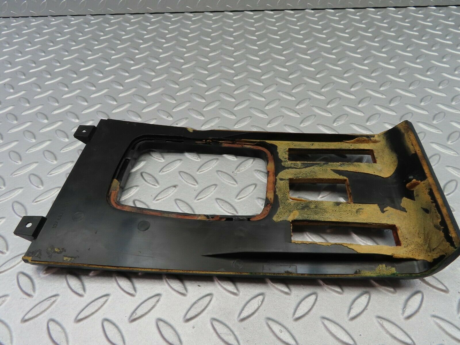 6862 Mercedes-Benz C107 350SLC Coupe Centre Console Shifter Cover Trim 1076830036