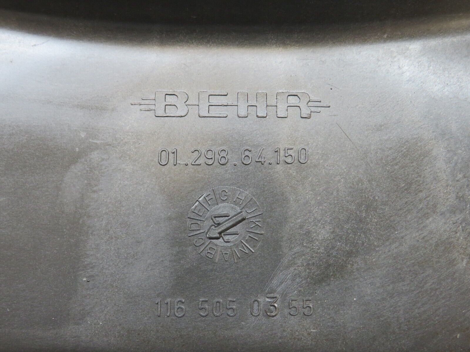 26303 Mercedes-Benz W116 450SE Radiator Shroud Fan Cover 1165050355