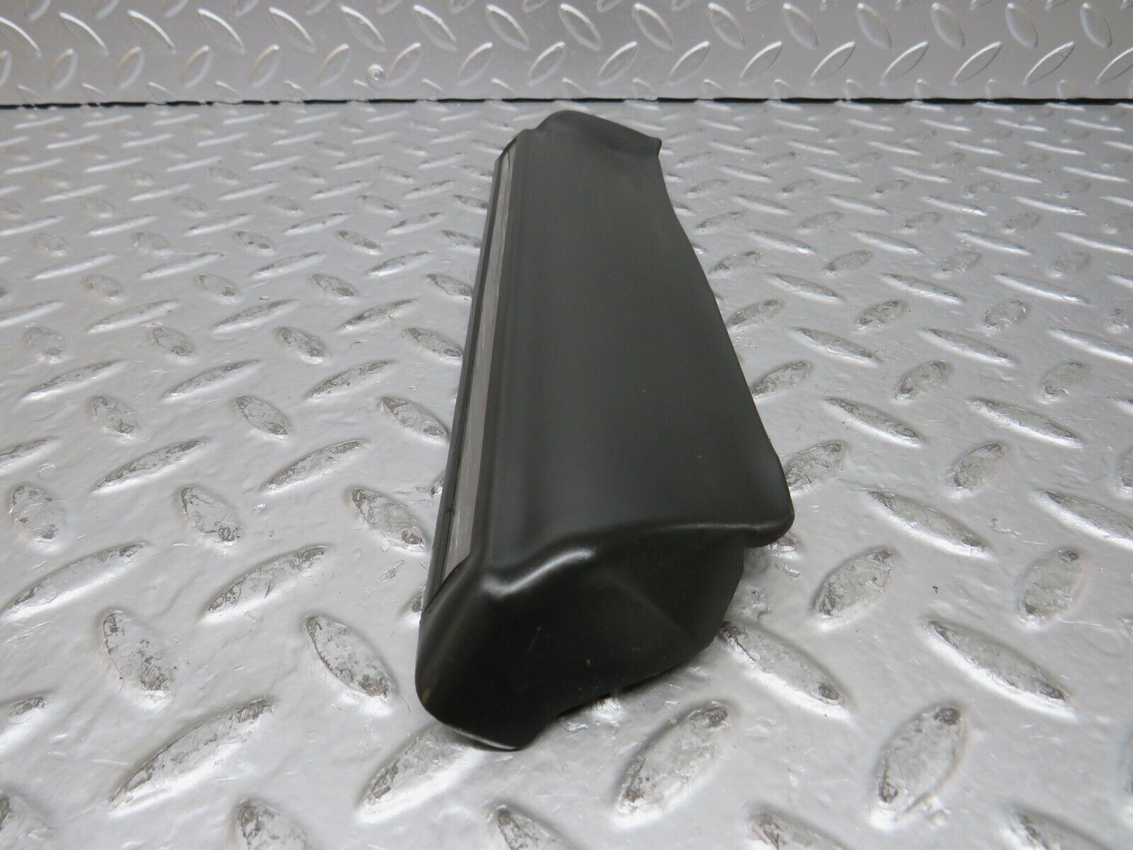 27245 Mercedes-Benz W123 280E Front Left Fender Wing Lower Moulding Trim