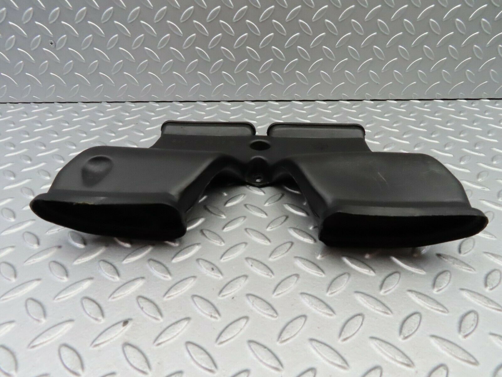 6214 Mercedes-Benz W126 380SE Dashboard Centre Air Vent 1268310036