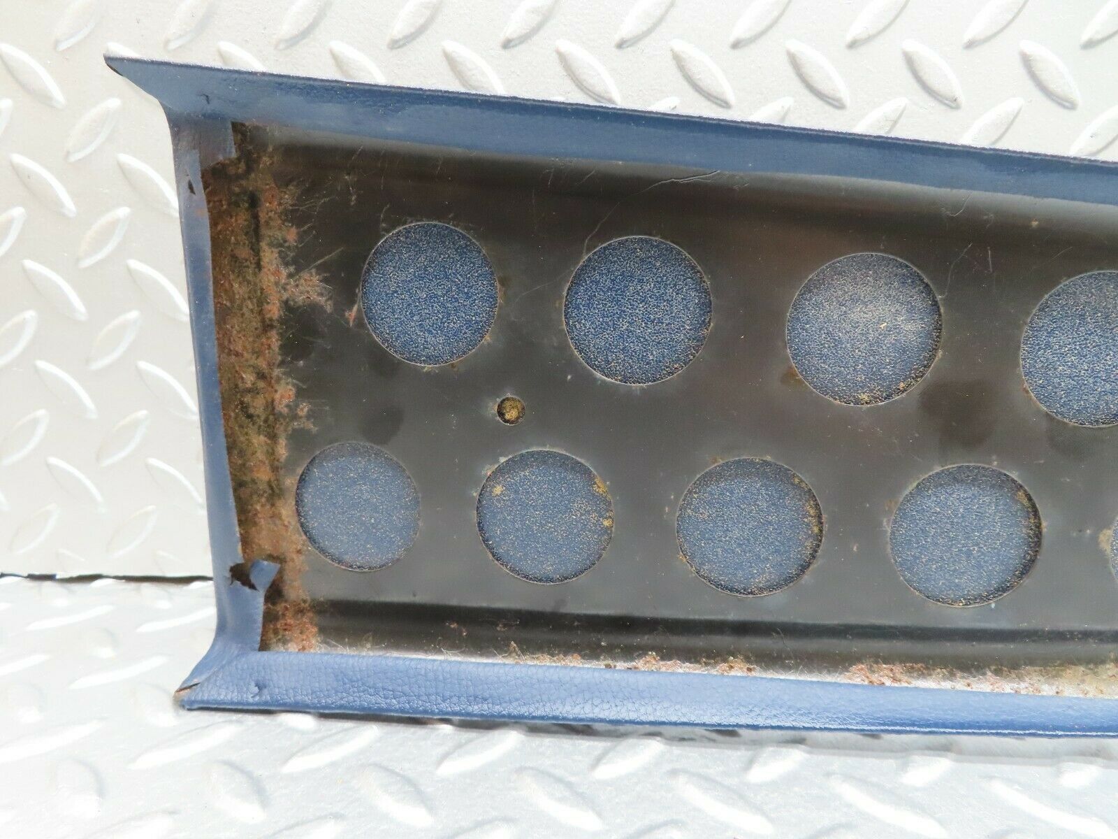 17904 Mercedes-Benz W123 200 B Pillar Cover Left Side Blue