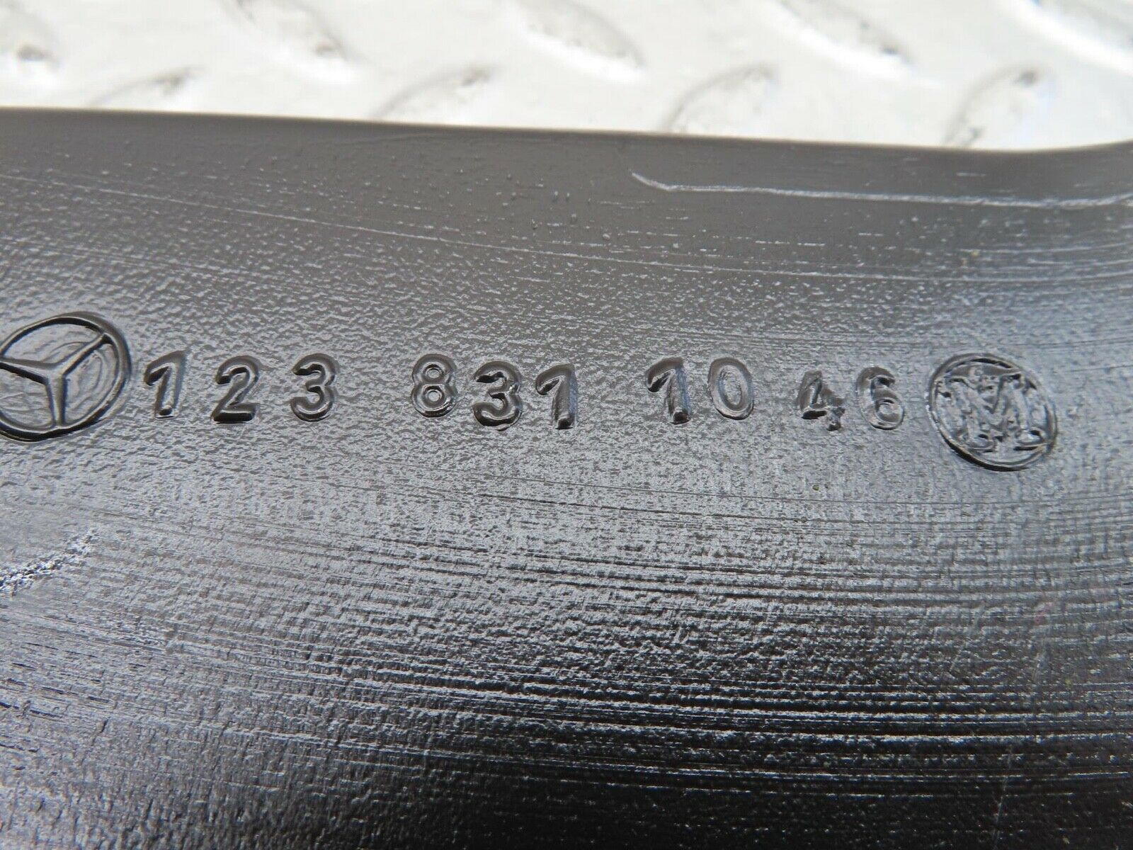 15408 Mercedes-Benz W123 230E Air Duct Heater Ventilation Right 1238311046