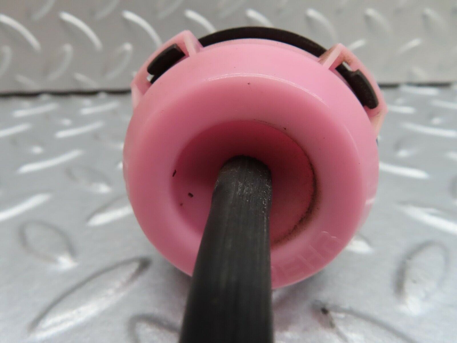 16125 Mercedes-Benz W123 280E Heater Blower Box Vacuum Valve