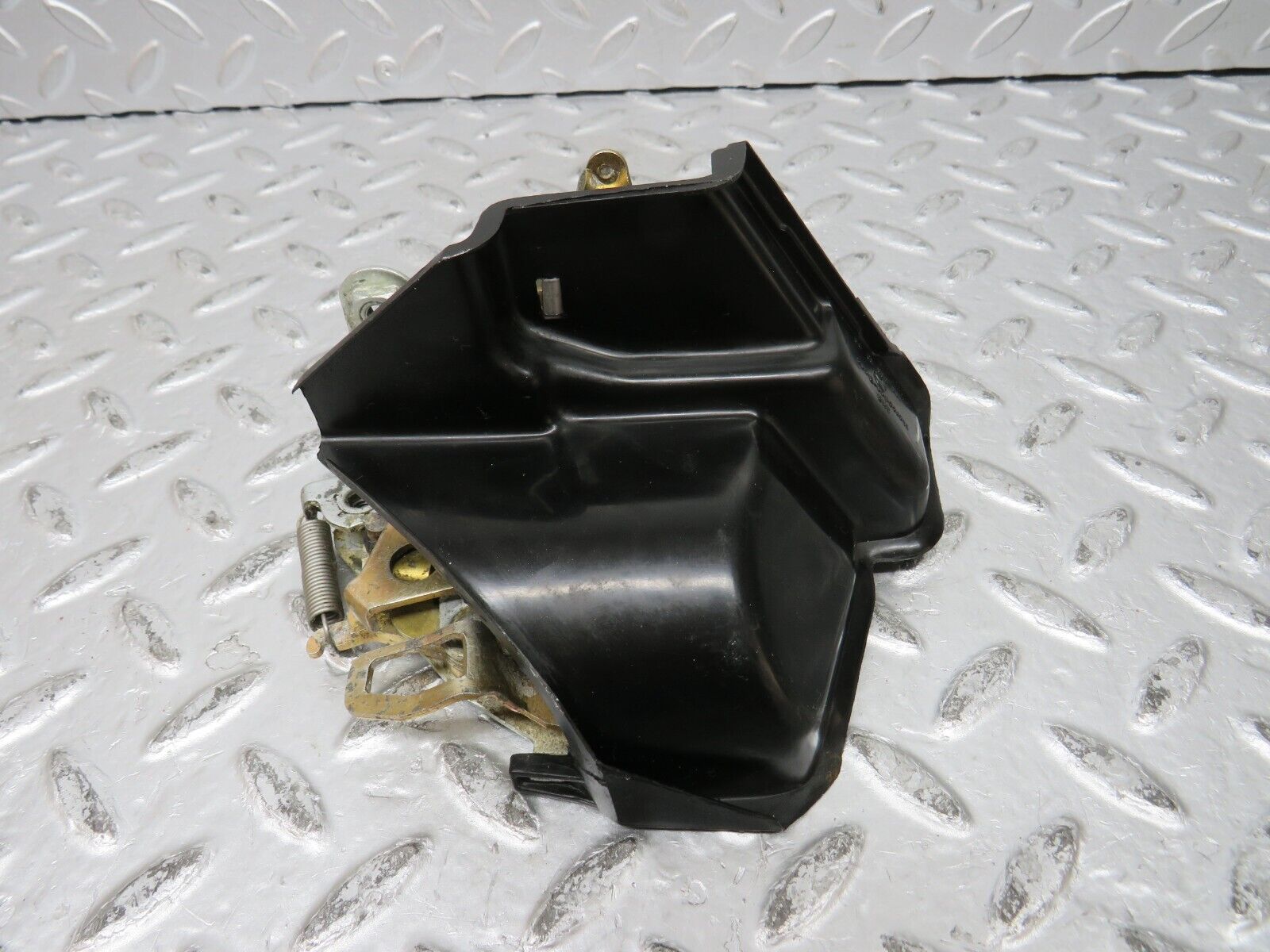 32144 Mercedes-Benz W123 230E Rear Left Door Lock Mechanism 1237330108