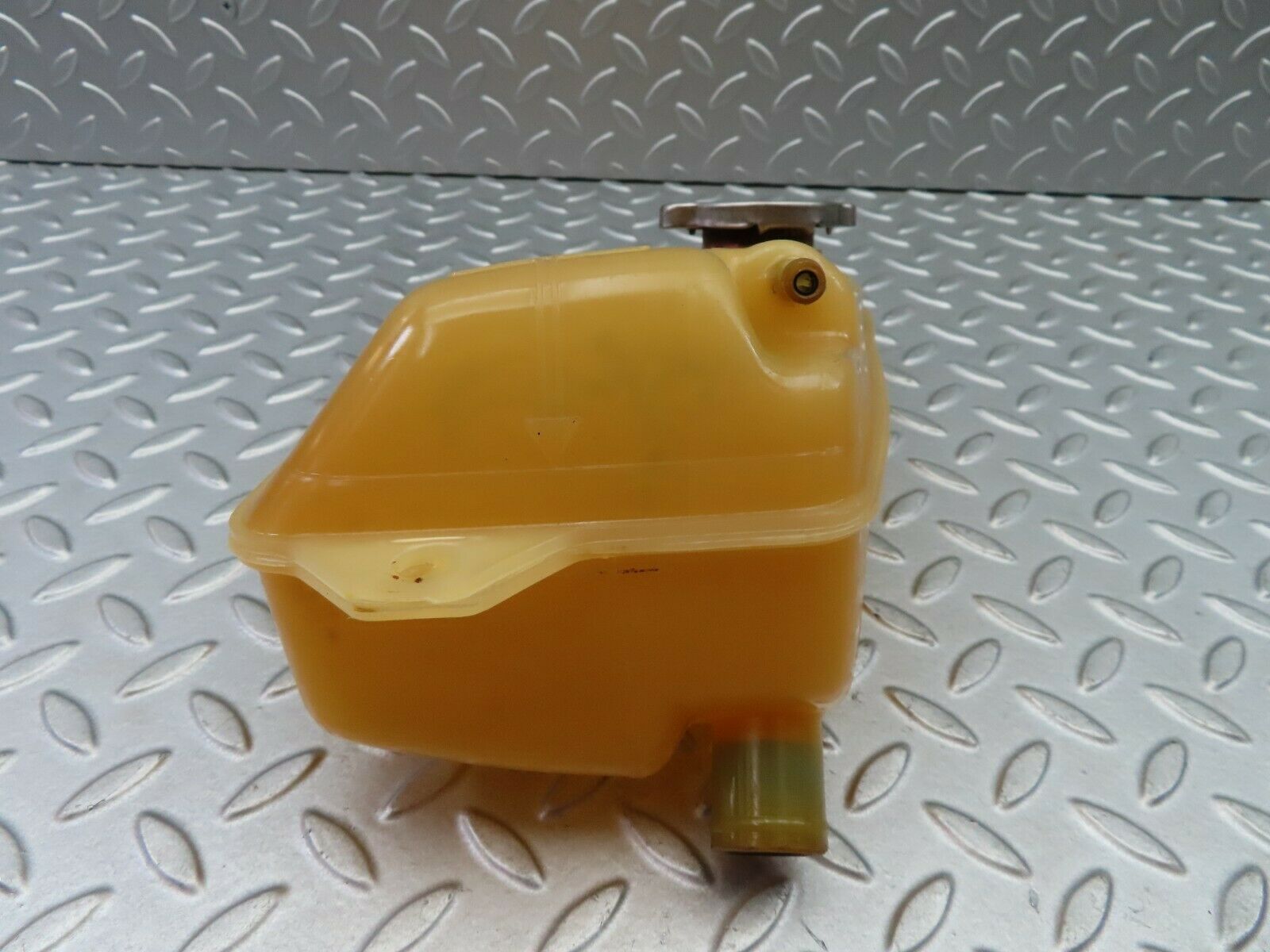 6093 Mercedes-Benz W126 380SE Coolant Tank 1165000449