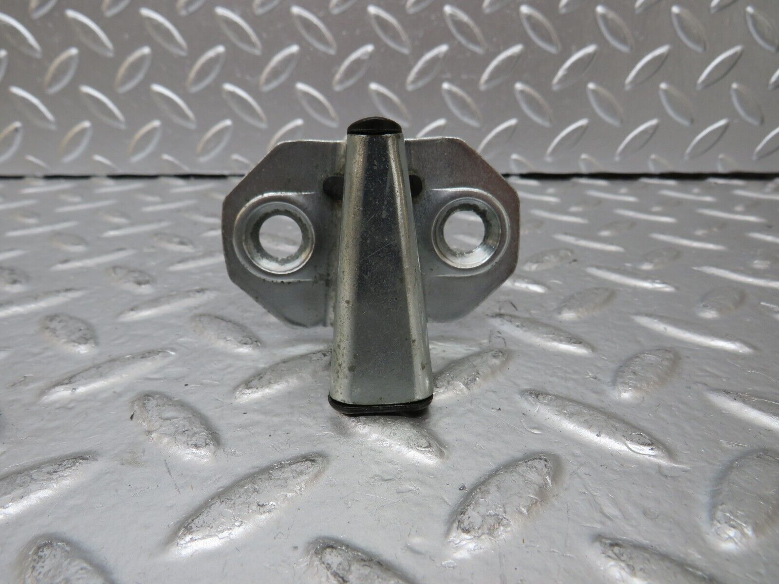 25050 Mercedes-Benz W140 S320 Door Lock Latch Left Side