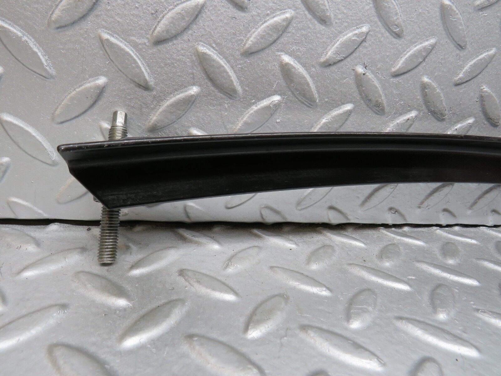 39661 Mercedes-Benz R129 320SL Coupe Right Door Rear Window Channel