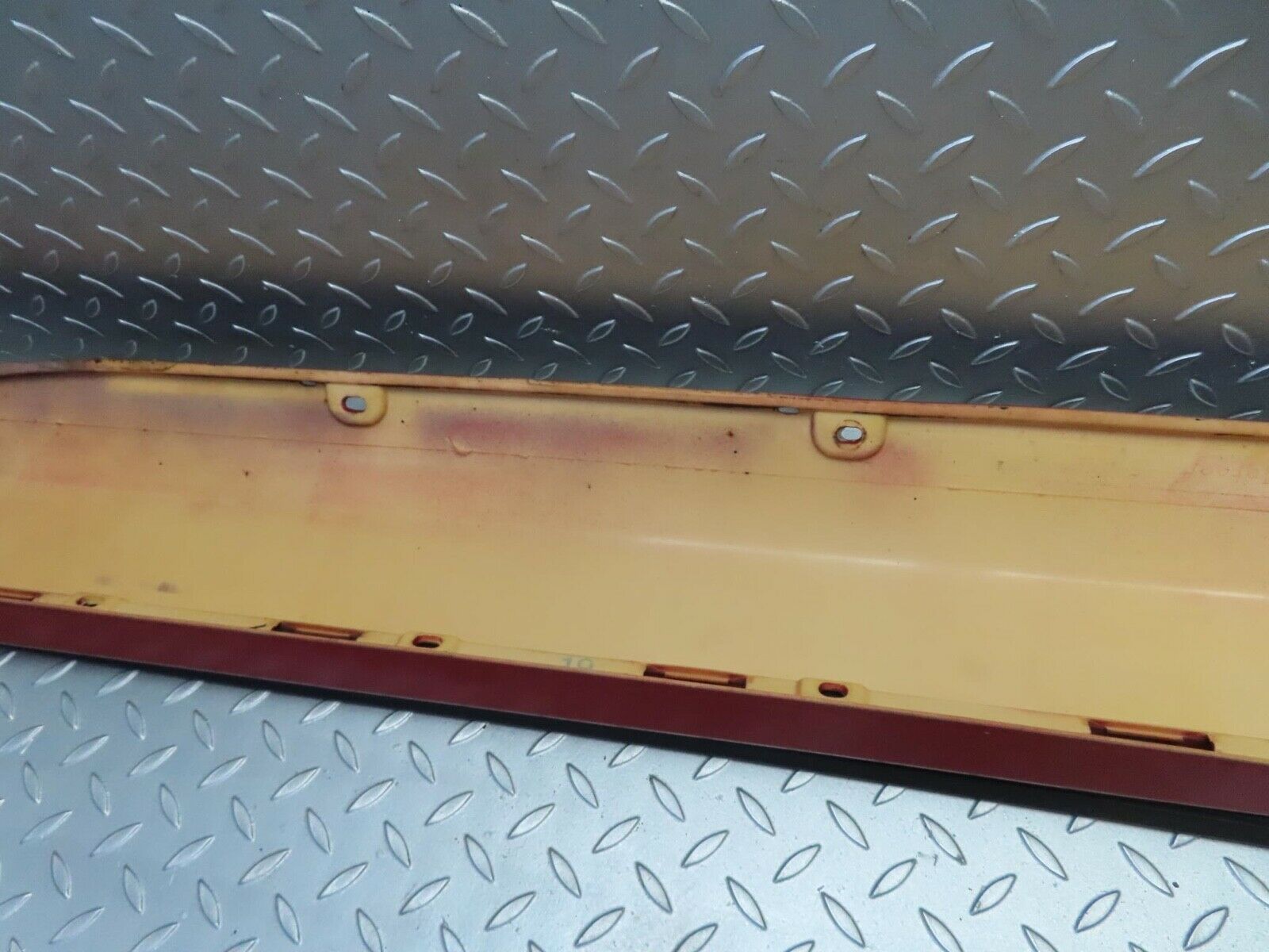 14800 Mercedes-Benz W201 190E Side Skirt Left Side