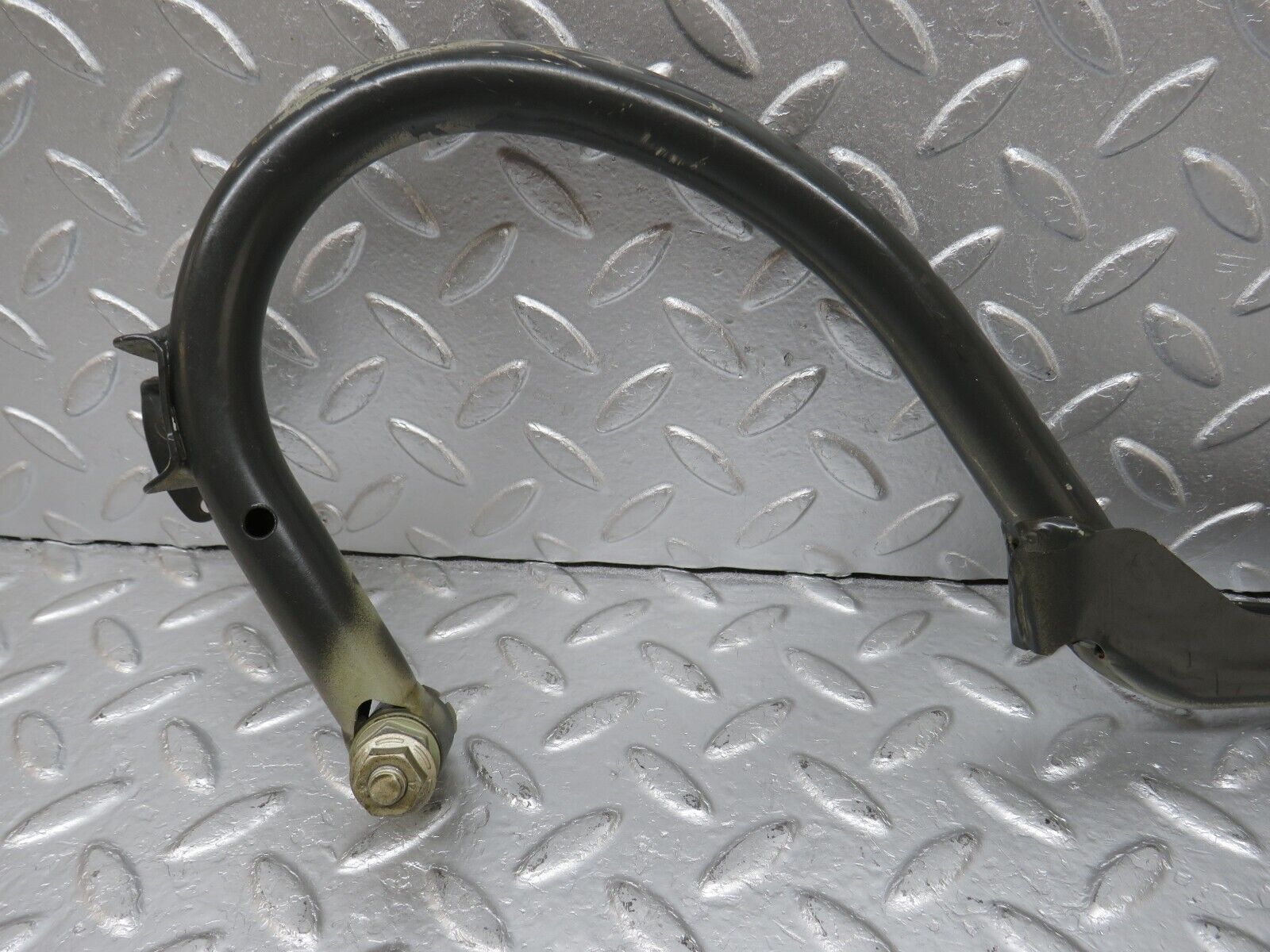 33725 Mercedes-Benz W201 190E 2.0L Trunk Lid Hinge Right Side