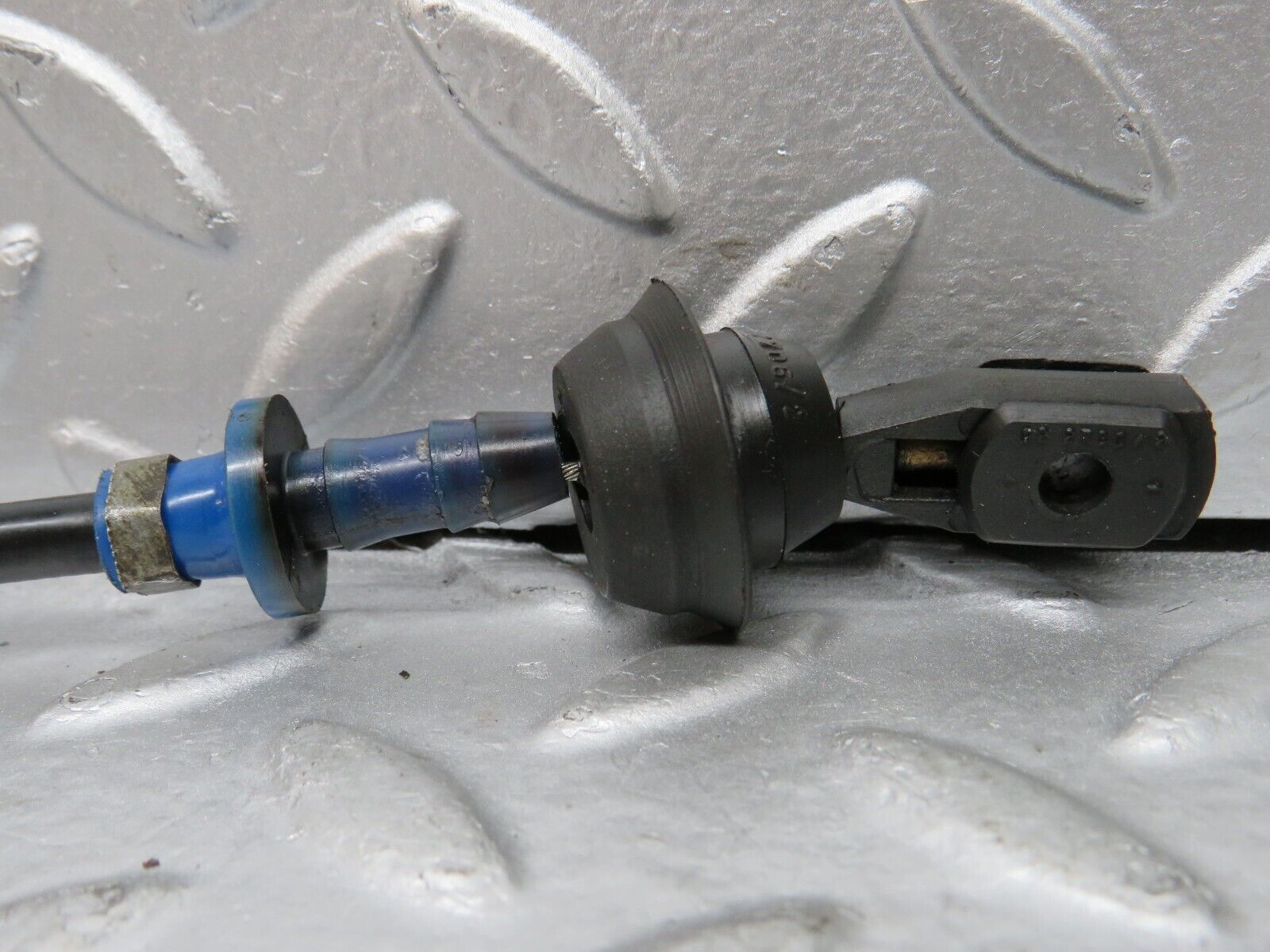 30100 Porsche 924 Accelerator Cable