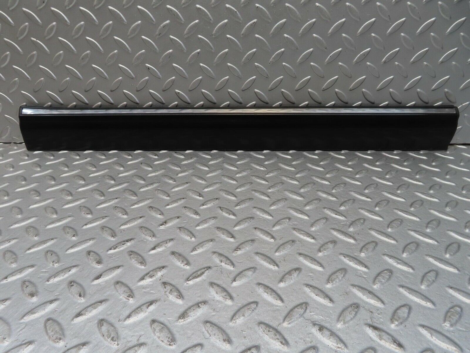 13466 Mercedes-Benz W123 200 Rear Left Door Lower Trim