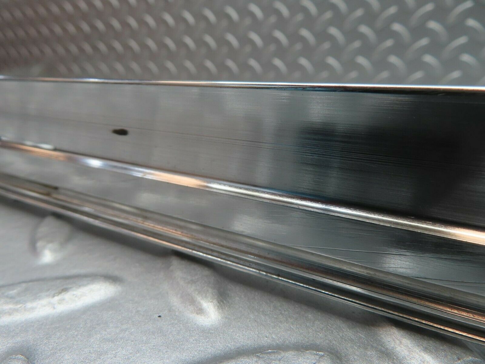 10146 Mercedes-Benz C123 230CE Coupe Roof Chrome Trim Left Side