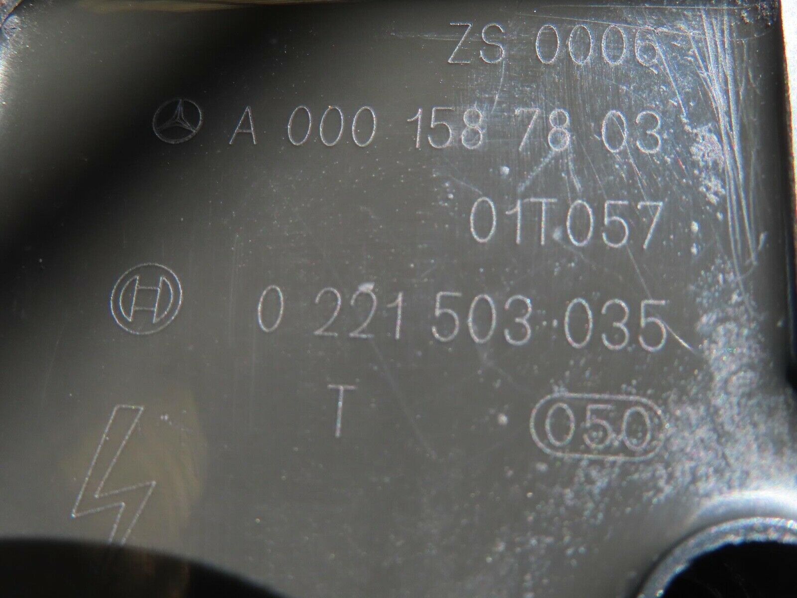 13404 Mercedes-Benz W220 S430 Ignition Coil 0001587803