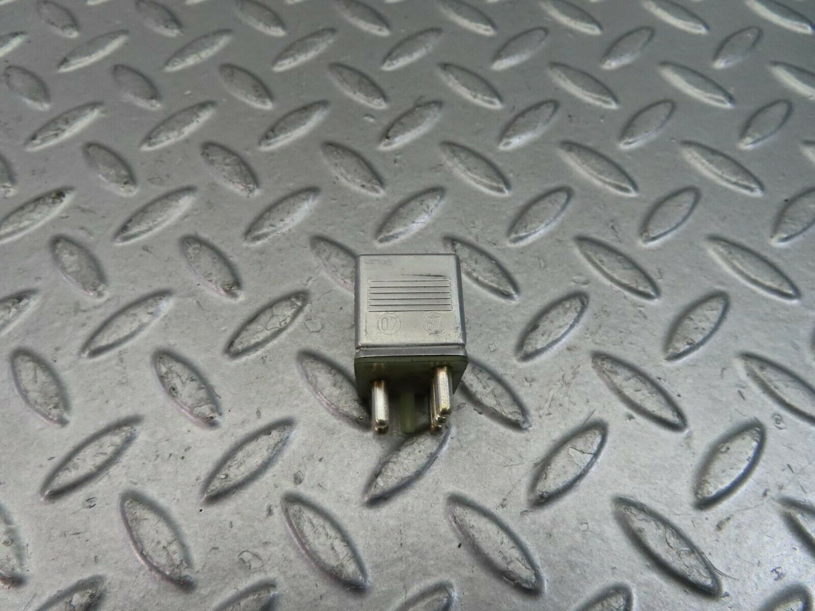 9426 Mercedes-Benz C124 300CE Coupe Multi Purpose Relay 0015420219