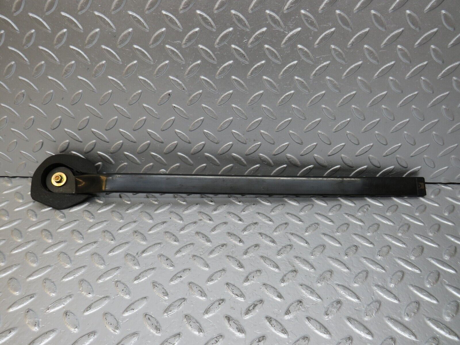 33891 Mercedes-Benz C123 230CE Coupe Front Right Seat Belt Runner 1239192620