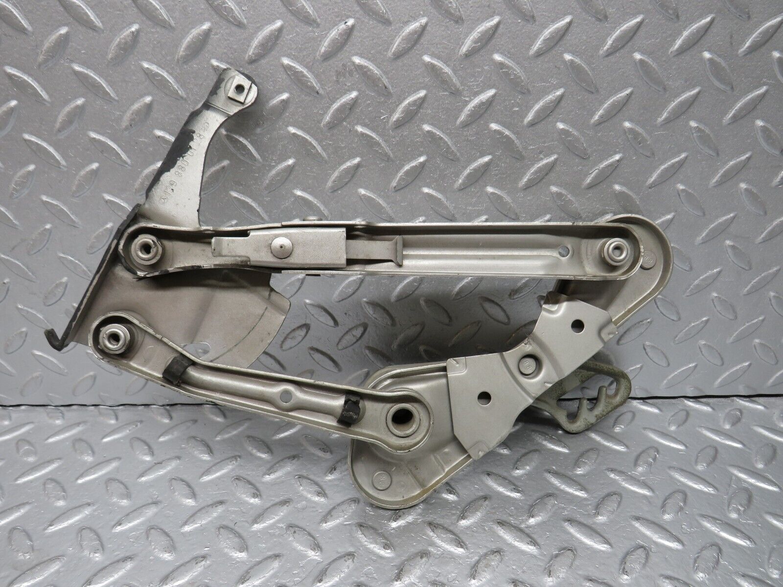 39451 Mercedes-Benz R129 320SL Coupe Bonnet Hinge Left Side 1298800128 1298870174