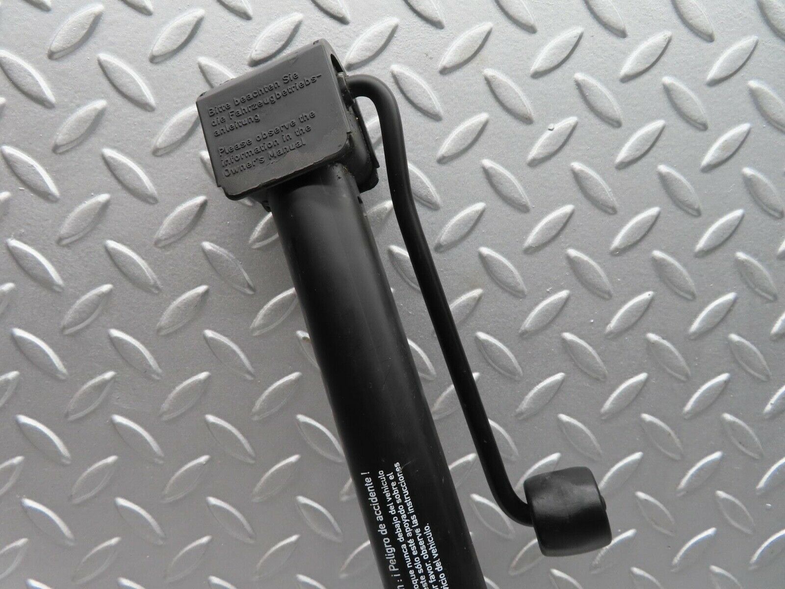 14951 Mercedes-Benz W140 S320 Car jack 1405830015