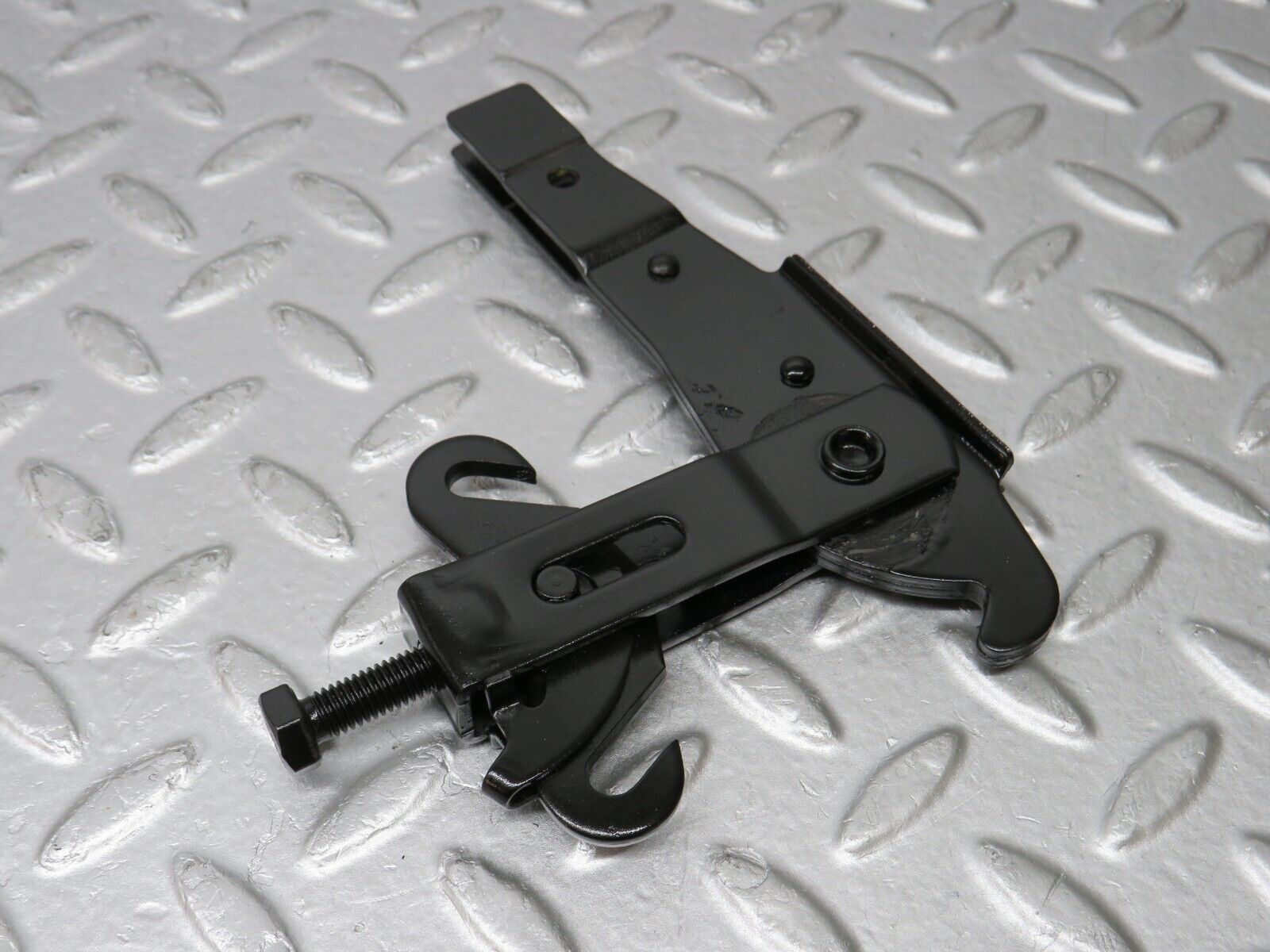 36110 Mercedes-Benz W126 420SE Handbrake Adjusting Handbrake Regulator