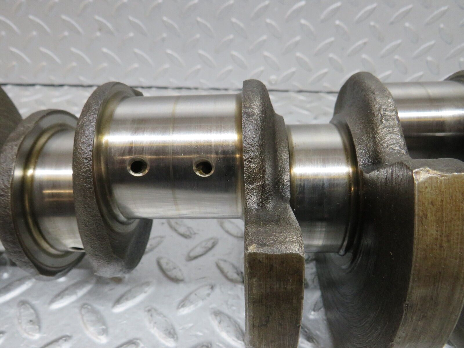 37668 Mercedes-Benz W109 300SEL Crankshaft 1160311001