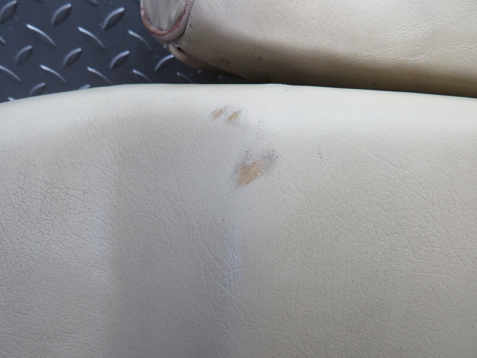 34548 Mercedes-Benz C126 380SEC Front Left Electric Seat Leather Beige