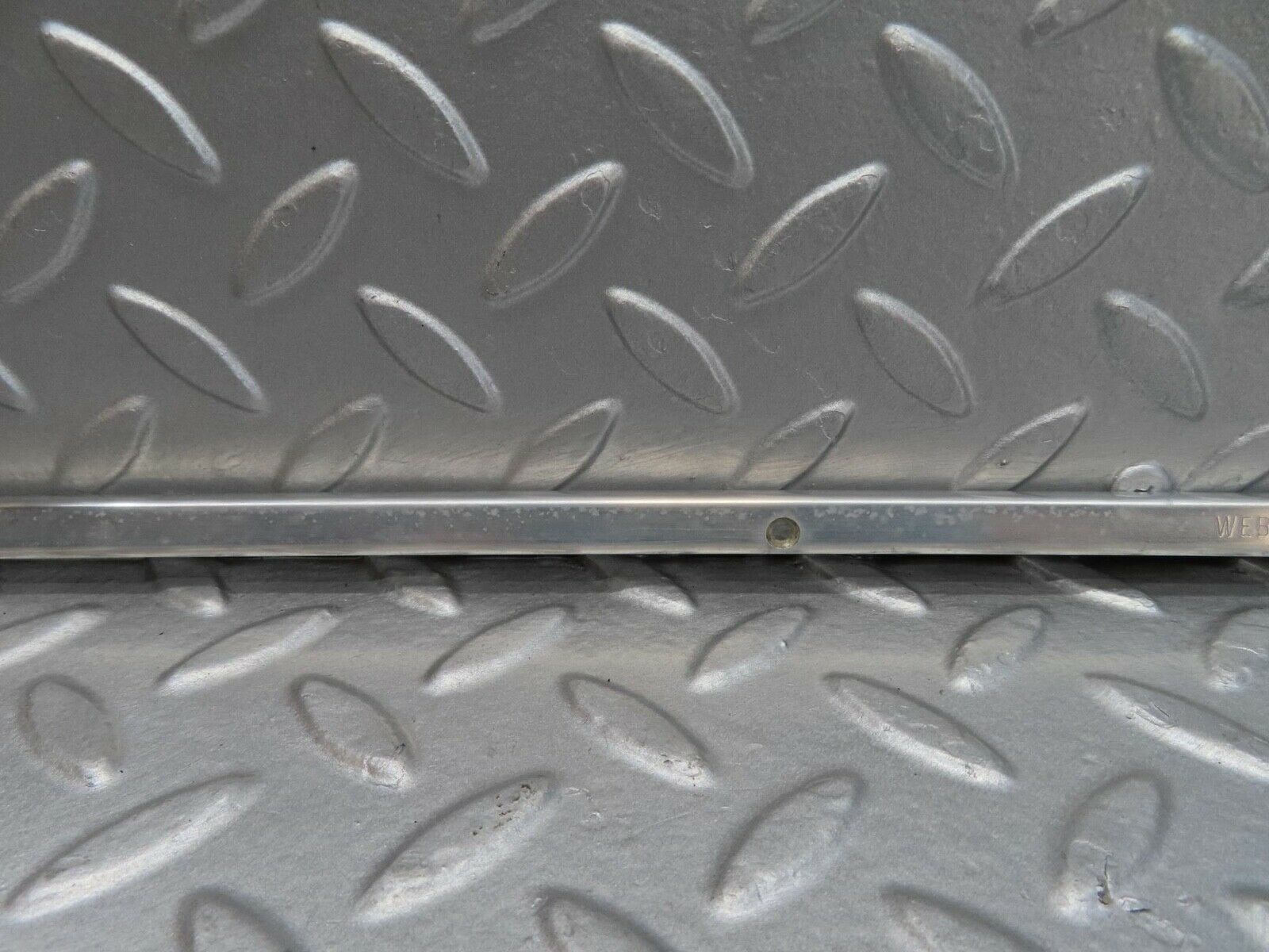 16020 Mercedes-Benz W123 280E Sunroof Chrome Trim