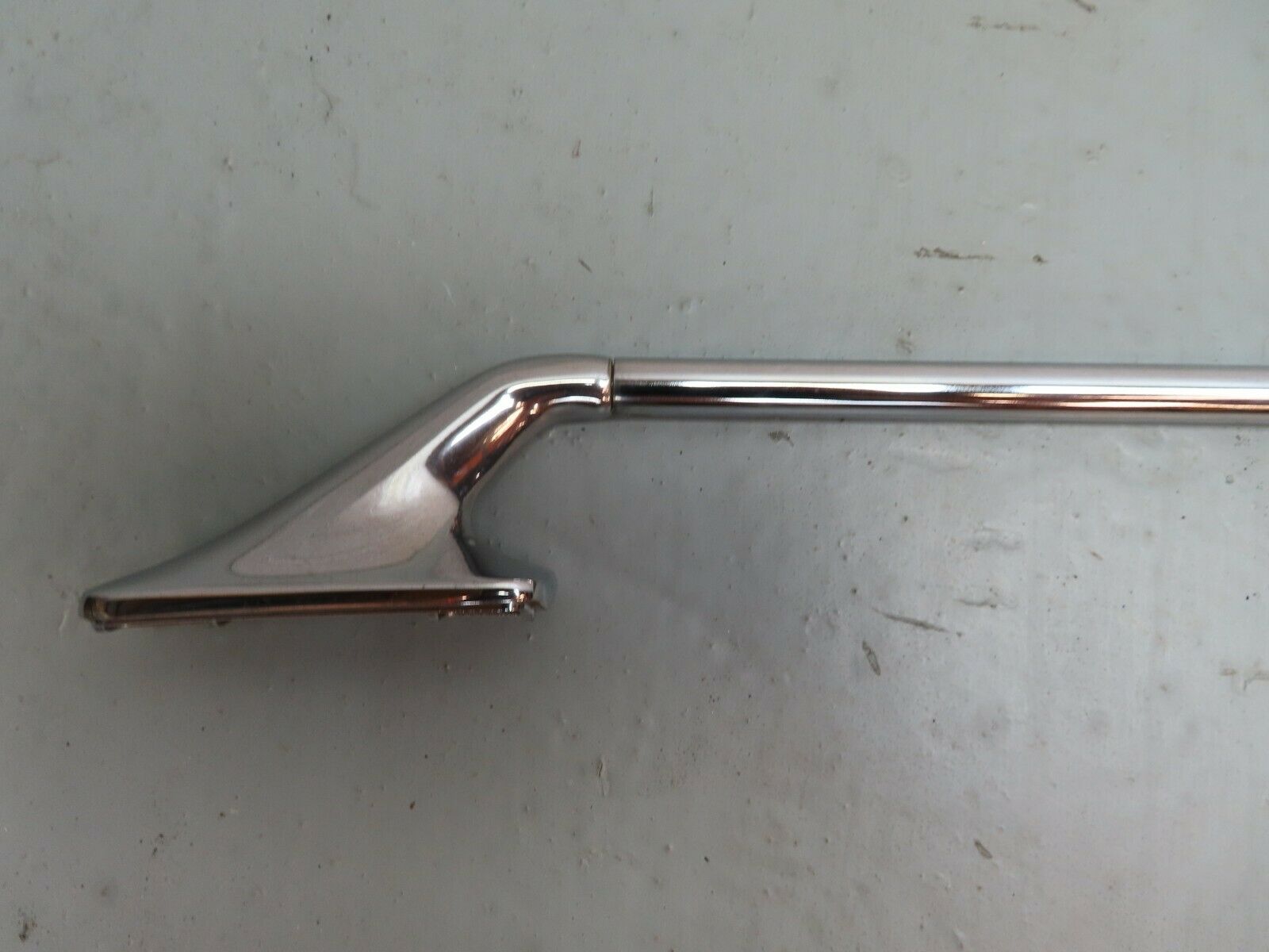 3796 Mercedes-Benz S123 200T Wagon Roof Bar Roof Rack Chrome Left