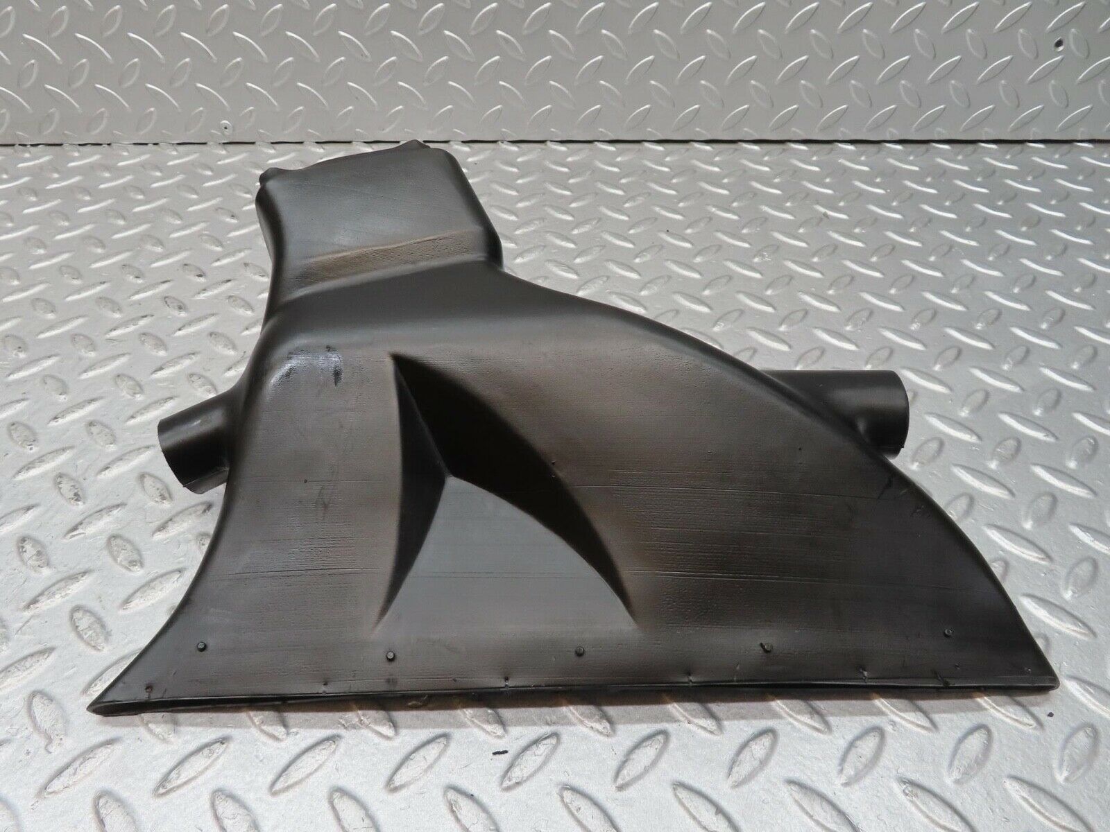 12391 Mercedes-Benz W108 280SE 3.5 Air Vent Duct Right Side