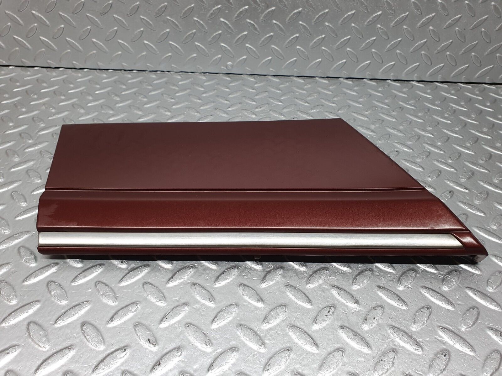 40938 Mercedes-Benz W126 300SE Front Left Fender Wing Moulding Trim 1266903540