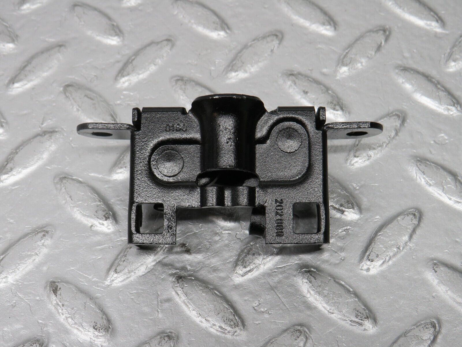 38534 Mercedes-Benz R129 280SL Coupe Bonnet Lock Latch