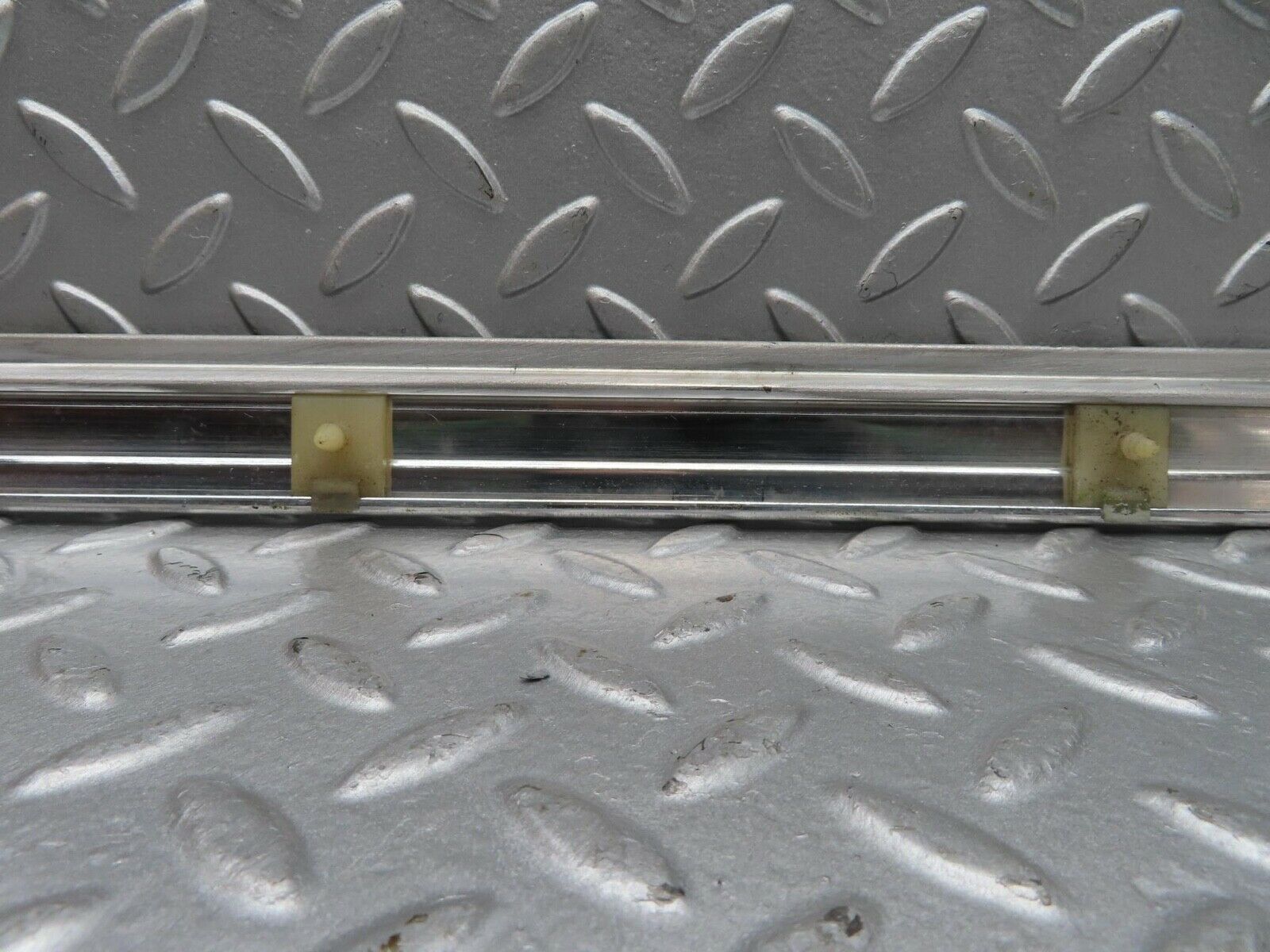 13030 Mercedes-Benz W111 220S Front Left Door Chrome Moulding Trim