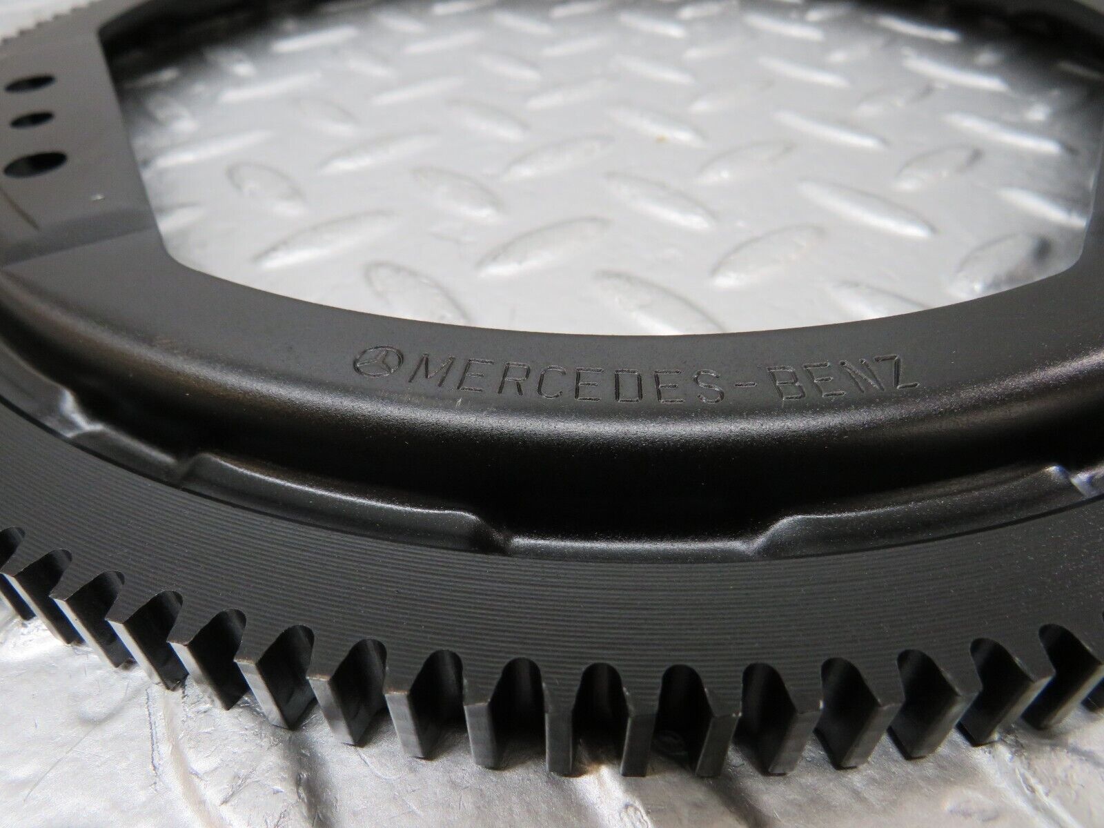 25538 Mercedes-Benz W123 200 Flywheel Starter Ring