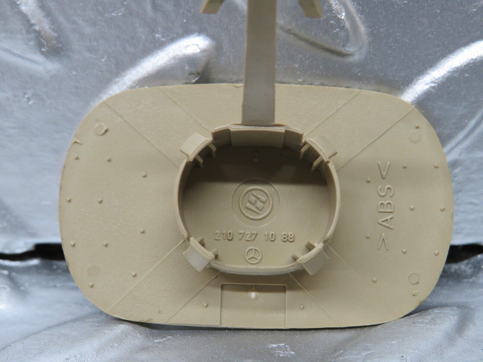 25110 Mercedes-Benz R129 Door Card SRS Trim Plug Beige 2107271088