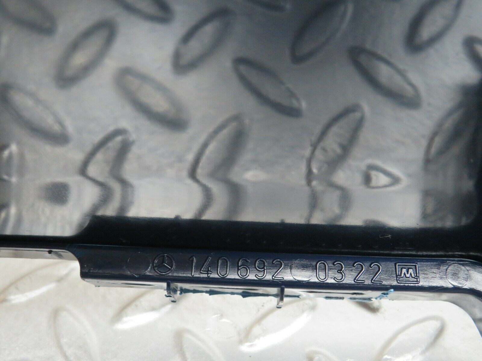 24600 Mercedes-Benz W140 S320 B Pillar Bottom Cover Left Blue 1406920322