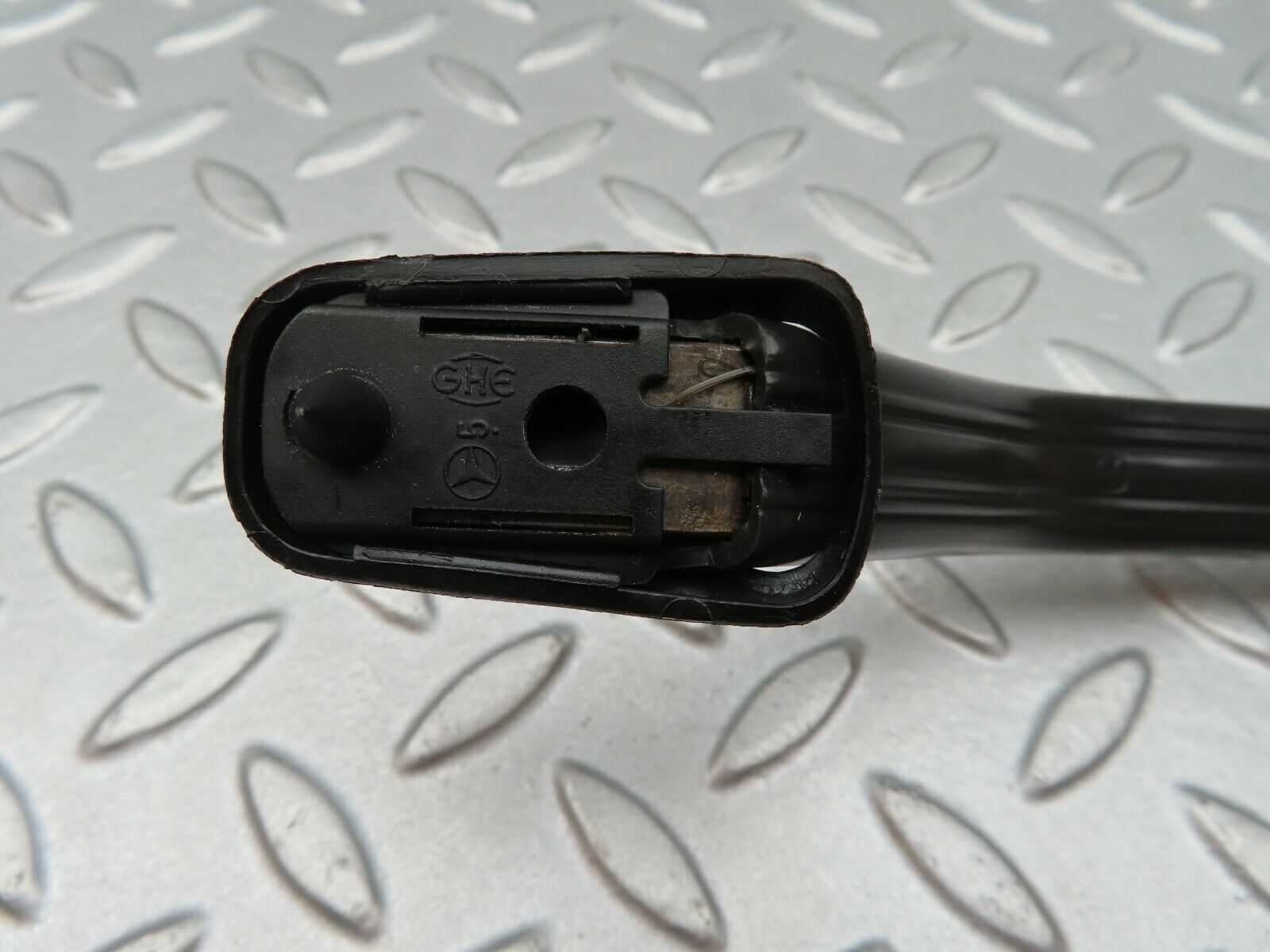 3877 Mercedes-Benz S123 200T Wagon Interior Roof Grab Handle Rear