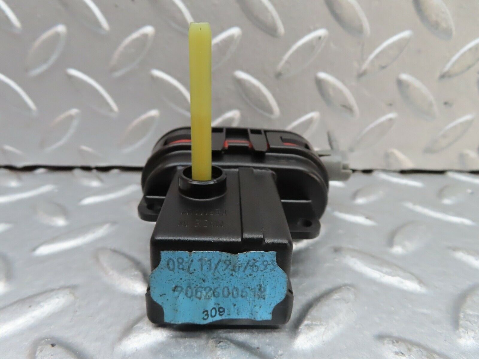 19368 Mercedes-Benz C140 CL420 Coupe Heater Box Vacuum Actuator 9062700612