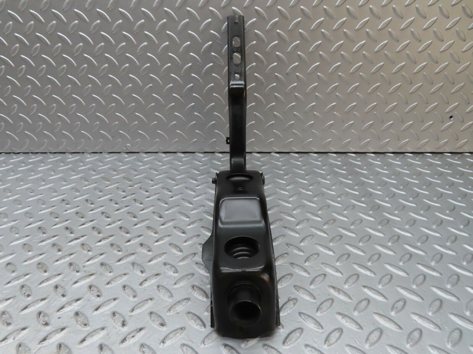 17605 Mercedes-Benz W116 450SEL Trunk Lid Hinge Left Side