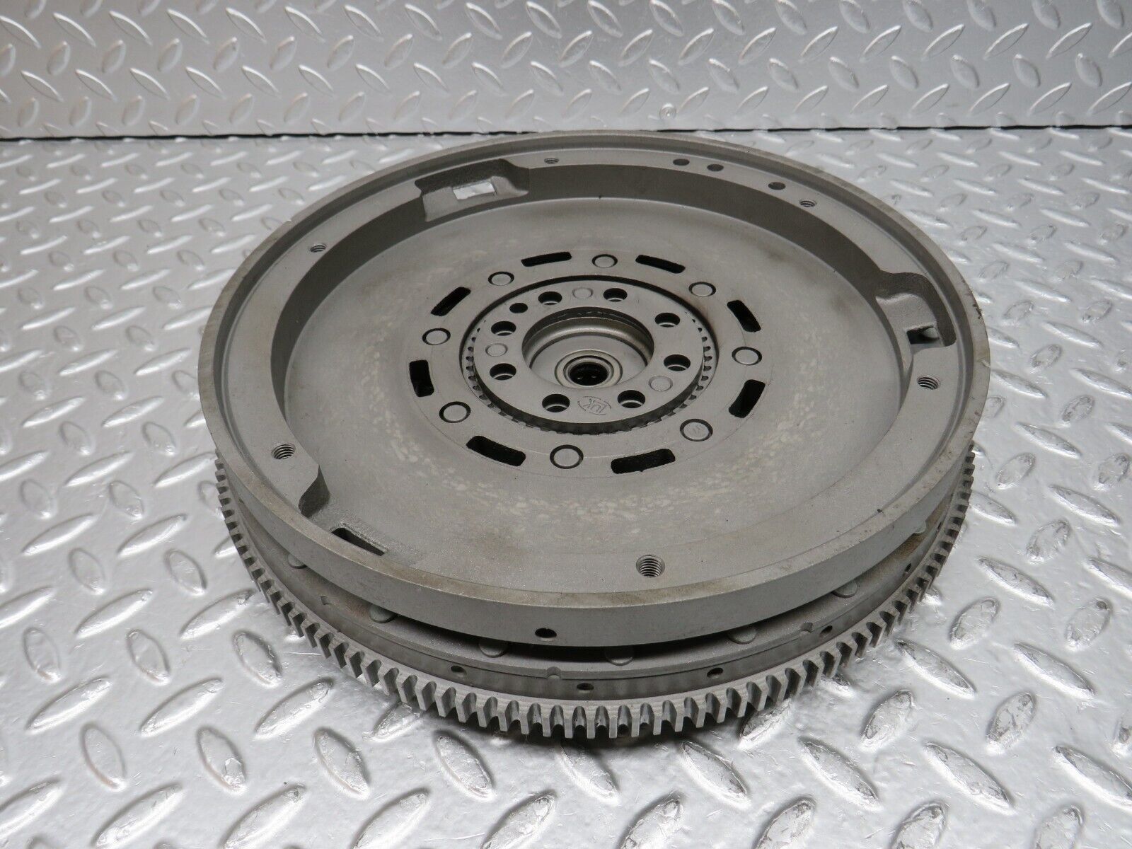 31504 Mercedes-Benz S124 220TE Wagon Flywheel Starter Ring Manual Gearbox Luk