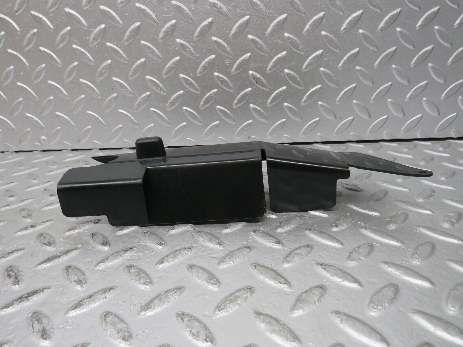 30289 Mercedes-Benz W124 230E Trunk Lid Lock Control Rod Cover 1248050541