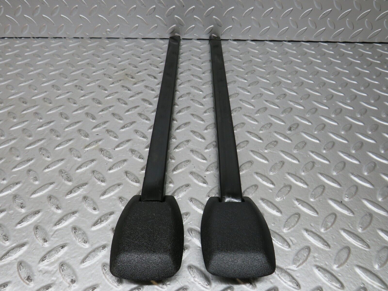 27654 Mercedes-Benz S124 300TE Seat Belt Runner With Cover Pair 1249193520