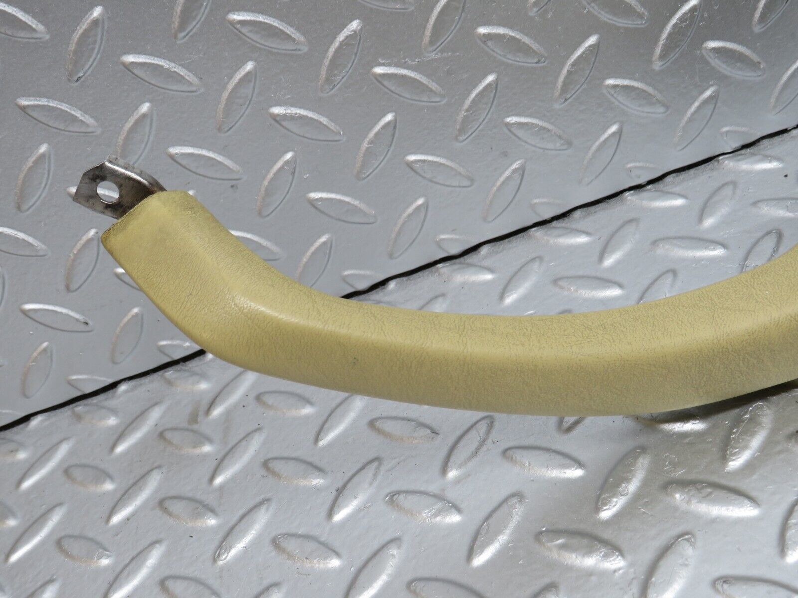 34287 Mercedes-Benz C126 380SEC Coupe Right Door Handle Arm Rest