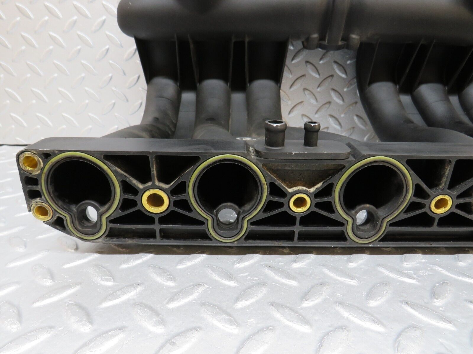 38497 Mercedes-Benz R129 280SL Coupe Air Intake Manifold 1041403601