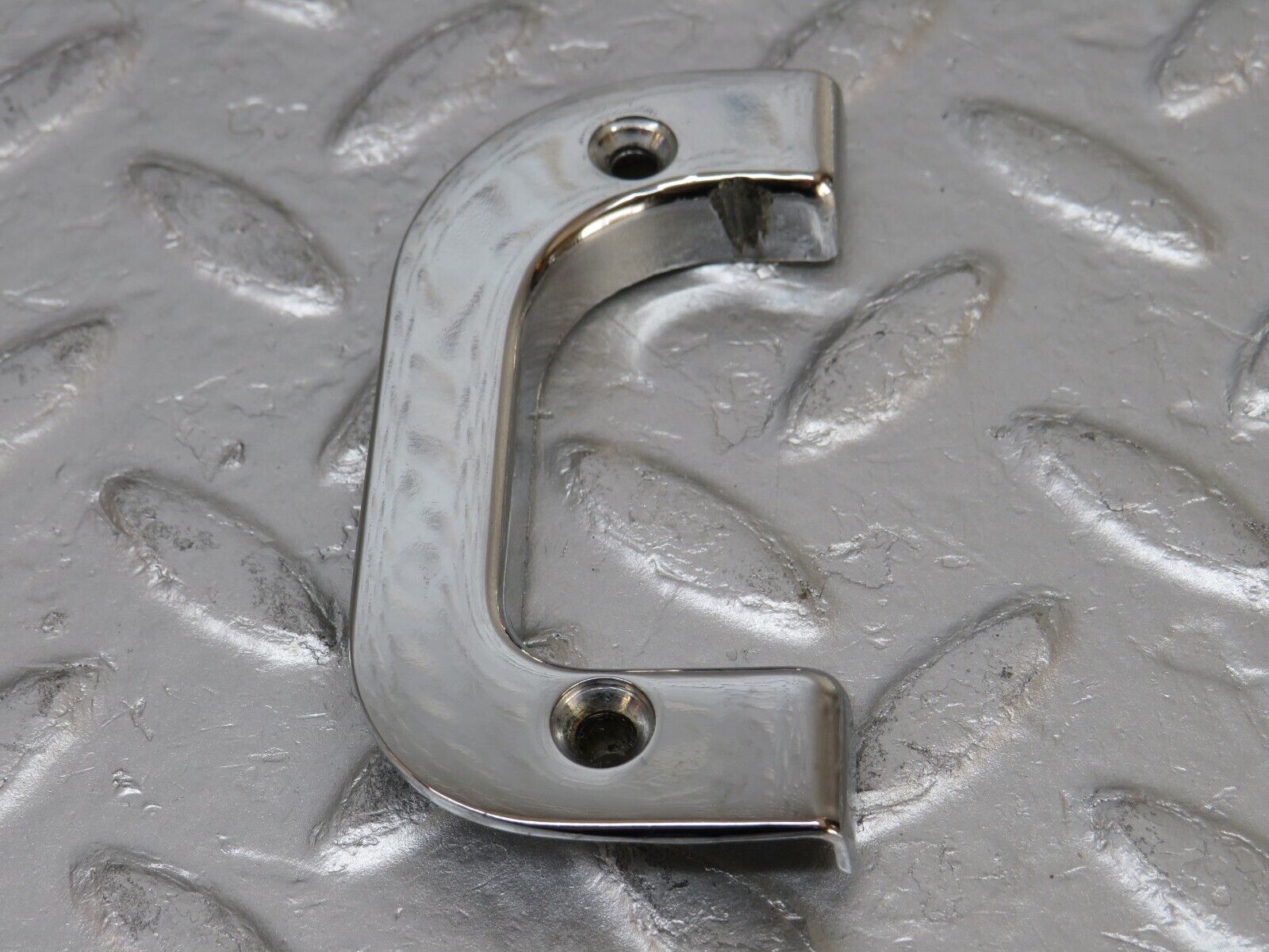 34315 Mercedes-Benz C126 380SEC Right Interior Chrome Door Latch 1237230224