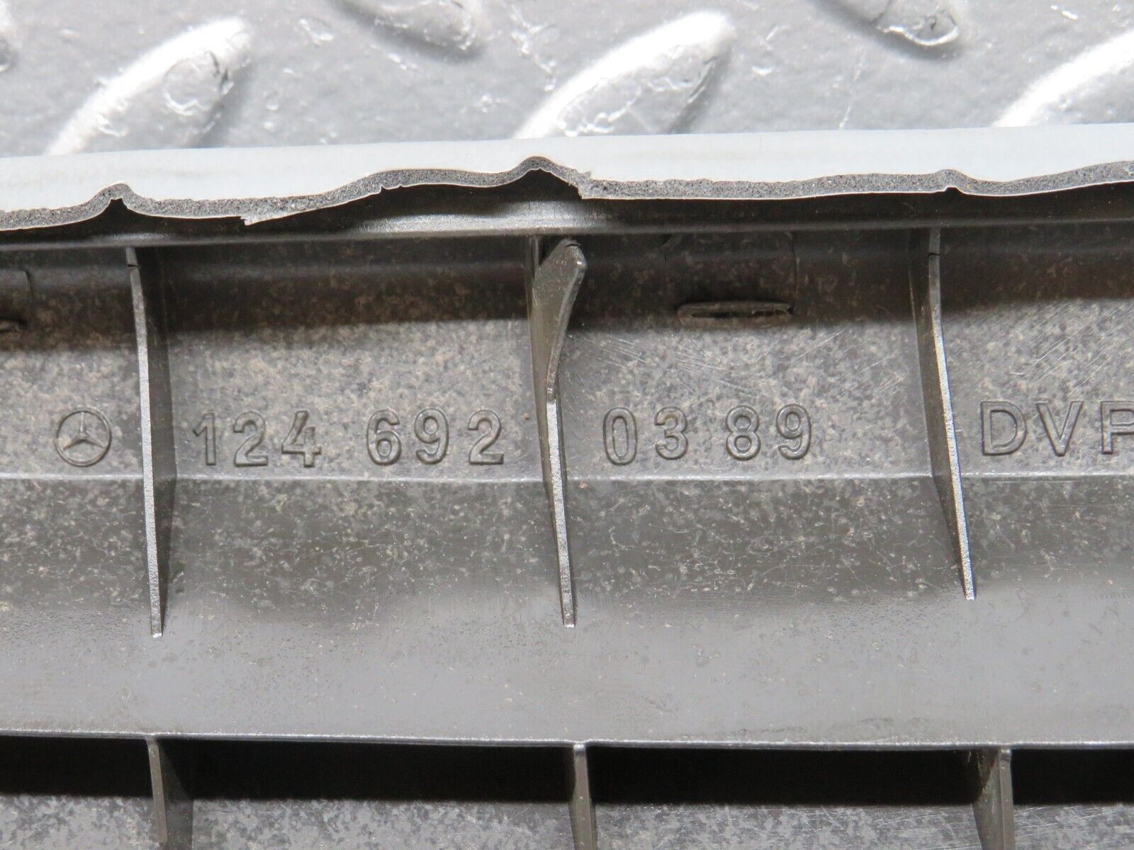 32322 Mercedes-Benz S124 300TE Wagon A Pillar Cover Right Side Grey 1246920489