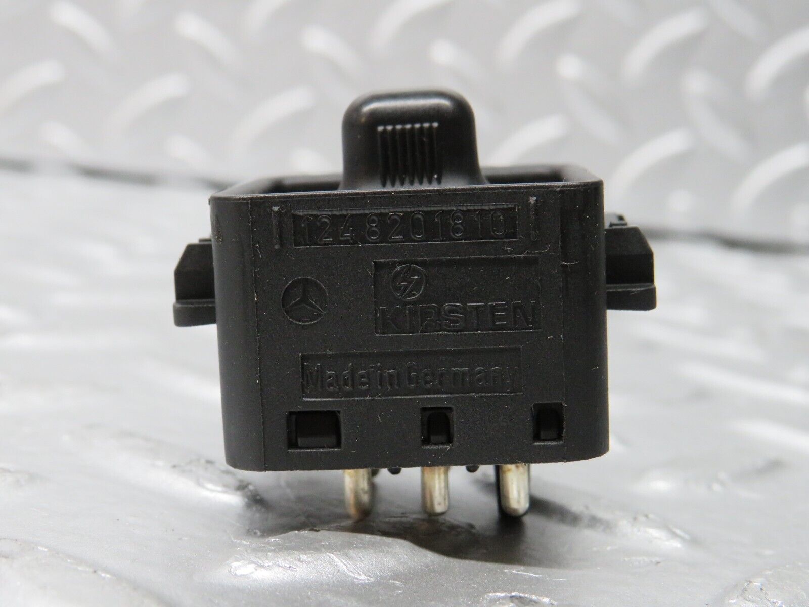 31624 Mercedes-Benz W201 190LE 1.8L Electric Mirror Adjust Switch 1248201810