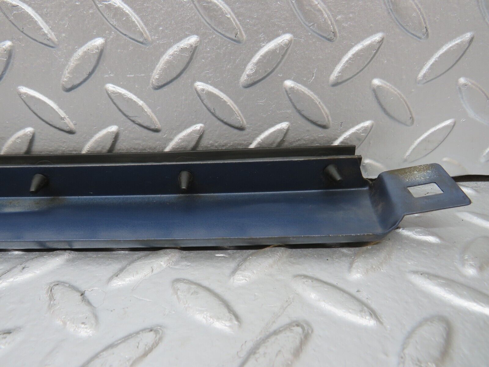 31217 Mercedes-Benz S124 220TE Wagon Under Headlight Trim Right